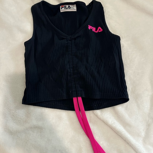 FILA tank 🌺💝🎀 - Picture 1 of 3